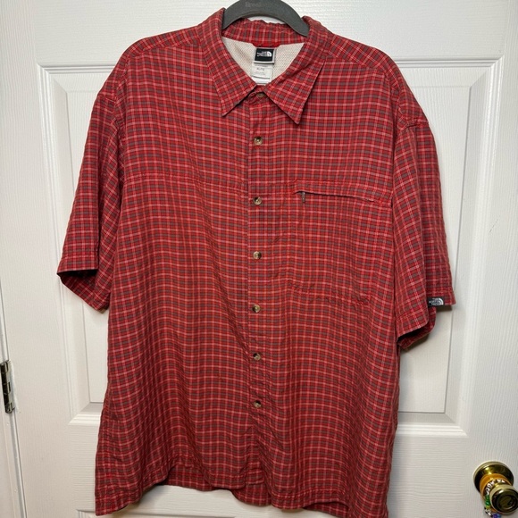 The North Face Mens Short Sleeved Button Down Shirt Red Plaid Size XL GUC - Picture 1 of 6